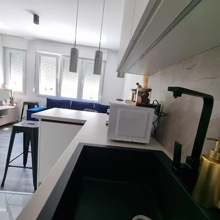 Apartmán Lux New Marikela *
