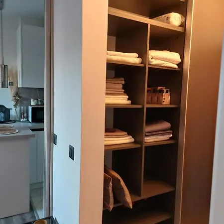 Lux New Marikela * سبليت